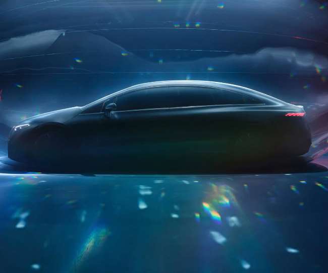 सिंगल चार्ज में 770 किलोमीटर दौड़ती है Mercedes EQS, बेहतरीन फीचर्स से है लैस