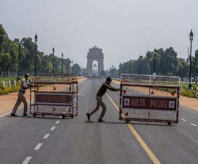 दिल्ली सहित कई राज्यों में वीकेंड लॉकडाउन (फाइल फोटो)