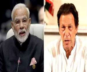 तनाव कम करने के लिए पीएम नरेंद्र मोदी और इमरान खान