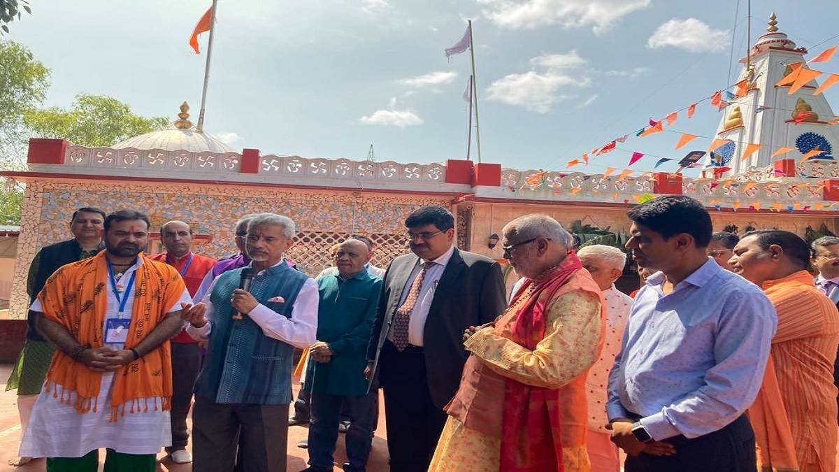 https://www.jagranimages.com/images/newimg/16042023/16_04_2023-jaishankr_23386835.jpg
