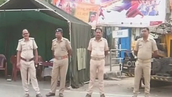 संबलपुर में कर्फ्यू के बीच आगजनी, घर जलाया