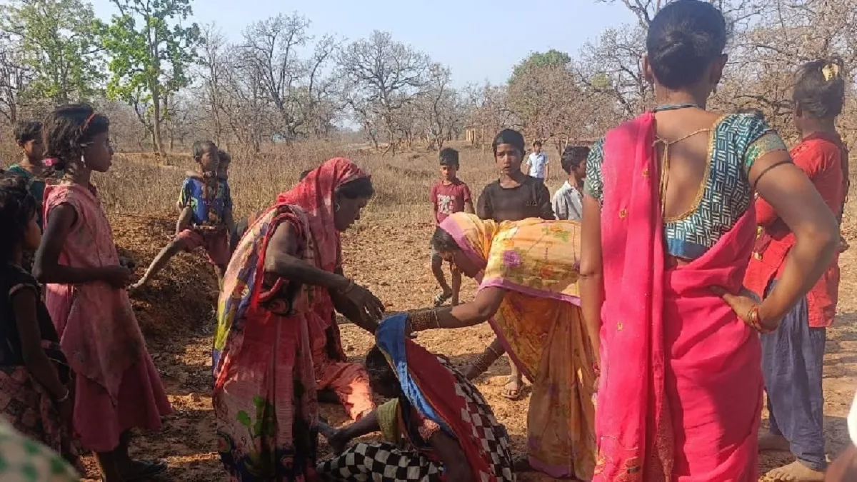 मंदिर में मिलने पहुंचे कपल, बातों-बातों में प्रेमिका बनाने लगी शादी का दबाव; झुंझलाकर प्रेमी ने किया यह कांड