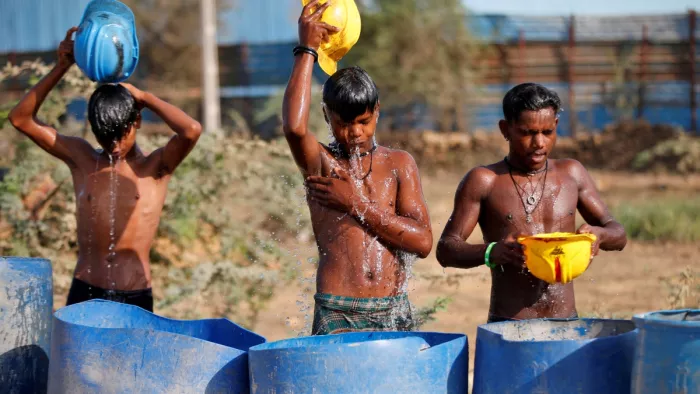 इन राज्यों में लू बढ़ाएगी मुसीबत (Image: Reuters)