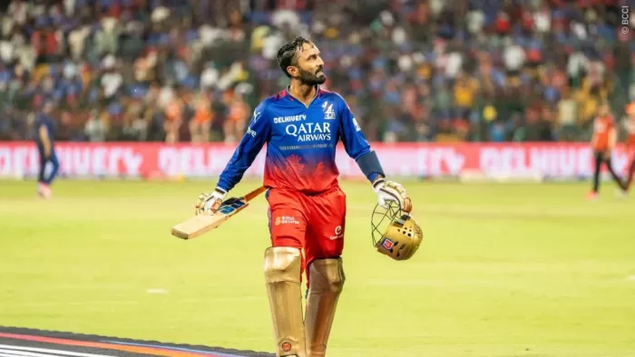 Dinesh karthik: दिनेश कार्तिक की पारी के फैन हुए केविन पीटरसन।