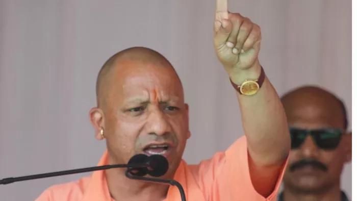 UP News: भाजपा प्रत्याशी की जनसभा को संबोधित करने पहुंचे मुख्यमंत्री योगी आदित्यनाथ