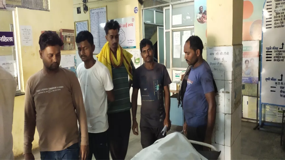 Bokaro News: रील बनाने के चक्कर में 30 फीट नीचे गिरे किशोर की मौत, घर में मचा कोहराम