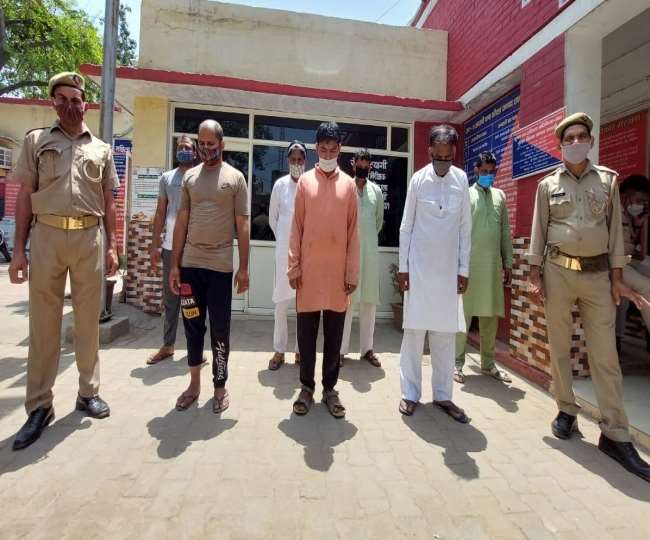 shamli clash between two parties in chunav rivalry stone pelting seven arrested