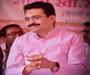 कोरोना से संक्रमित कांग्रेस के राज्यसभा सदस्य राजीव सातव का निधन। (फोटो: फाइल)