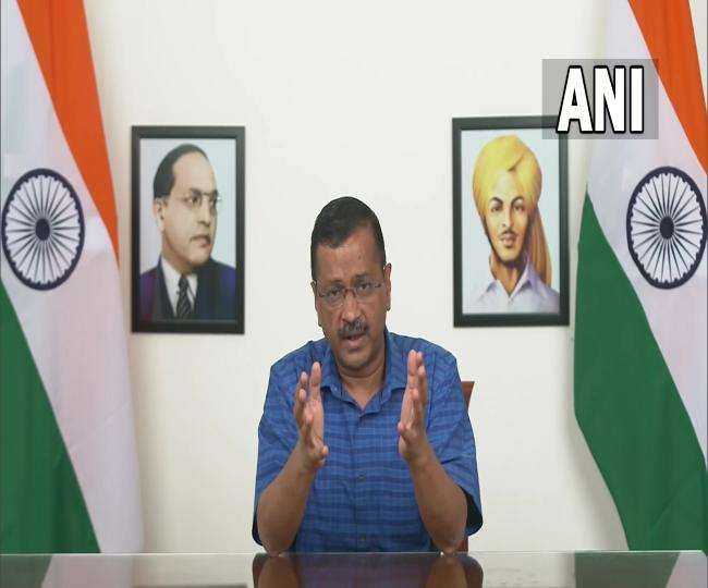 दिल्ली के मुख्यमंत्री अरविंद केजरीवाल ने कहा कि कश्मीरी पंडितों के साथ आतंकवाद बर्दाश्त नहीं किया जाएगा।