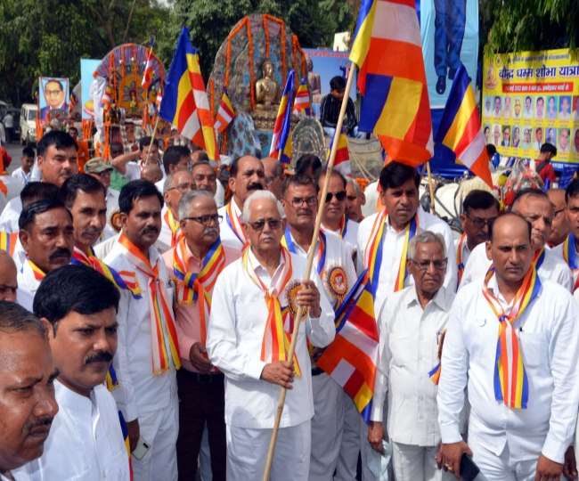 procession taken out on buddha purnima gave a message of world welfare