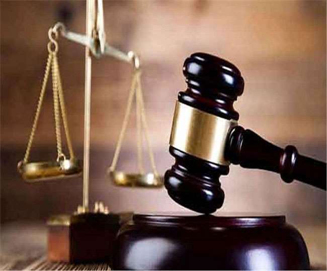 कोर्ट ने मृतका के शव का पोस्टमार्टम करने वाले डाक्टर का पक्ष भी जाना।