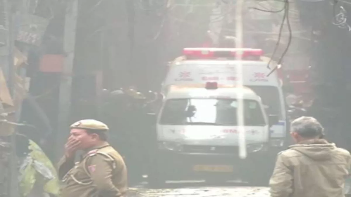 Delhi News: अनाजमंडी की घटना से भी नहीं लिया गया सबक, 43 लोगों की मौत से दहल गई थी राजधानी, फिर से शुरू हो गया कारोबार 
