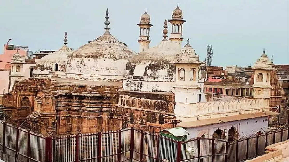 Gyanvapi Masjid Survey: ज्ञानवापी मस्जिद में मिला शिवलिंग, वाराणसी कोर्ट ने जगह को सील करने का दिया आदेश
