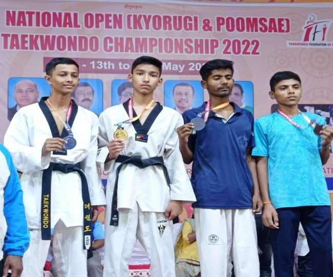 उपलब्धि से सीमांत तहसील मुनस्यारी में खुशी की लहर है।