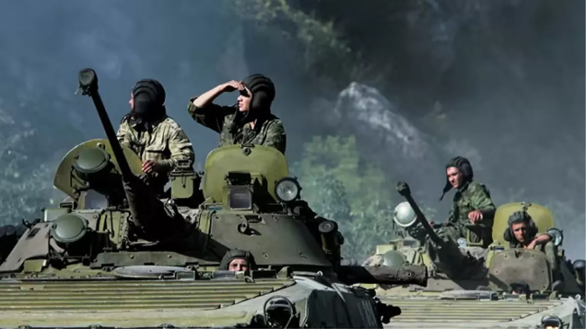 Russia Ukraine War: डोनबास में भीषण लड़ाई, रूसी सेना पड़ रही भारी; स्टील फैक्ट्री से घायल यूक्रेनी सैनिकों की निकासी पर रूस राजी