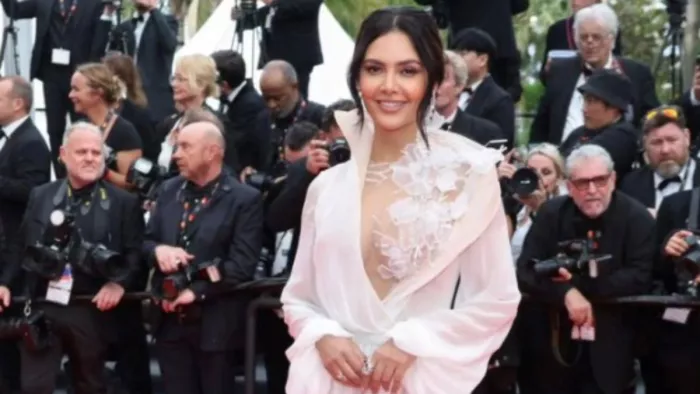 File Photo of Esha Gupta from Cannes Film Festival 2023. Photo Credit: Mid-day