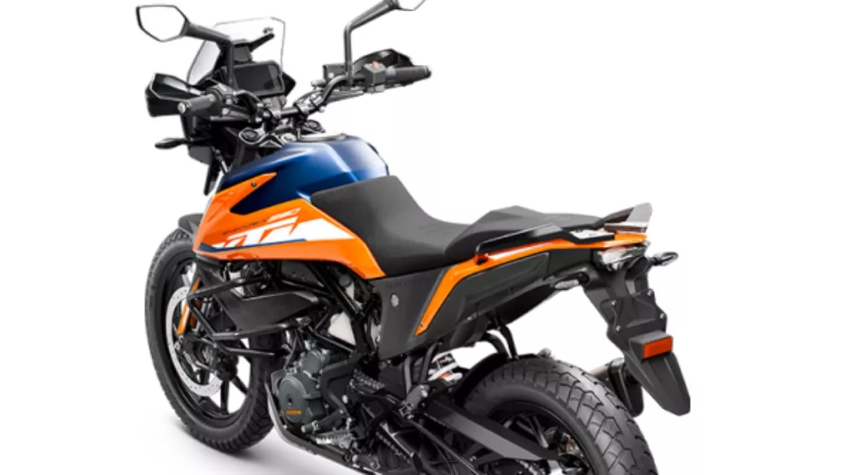 पहले से कितना बदल गई 2023 KTM 390 Adventure बाइक? आसान भाषा में समझें