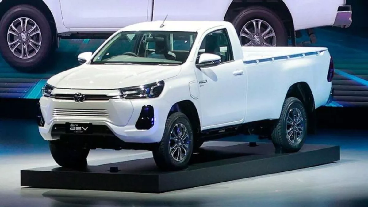 Toyota कर रही Hilux EV की टेस्टिंग, थाइलैंड में जल्द शुरू हो सकता है प्रोडक्शन