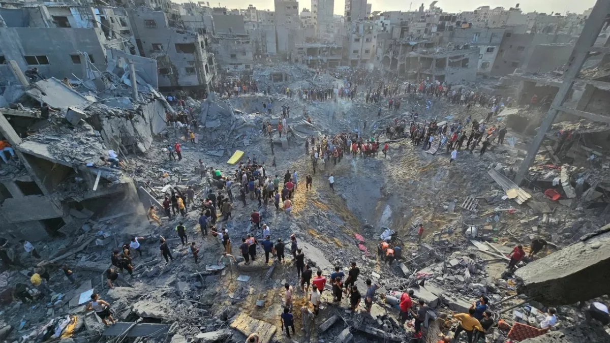 Israel-Hamas War: गाजा में भीषण लड़ाई जारी, यूएन कार्यालय में सशस्त्र लोगों की मौजूदगी बढ़ी; इजरायल ने उठाए सवाल