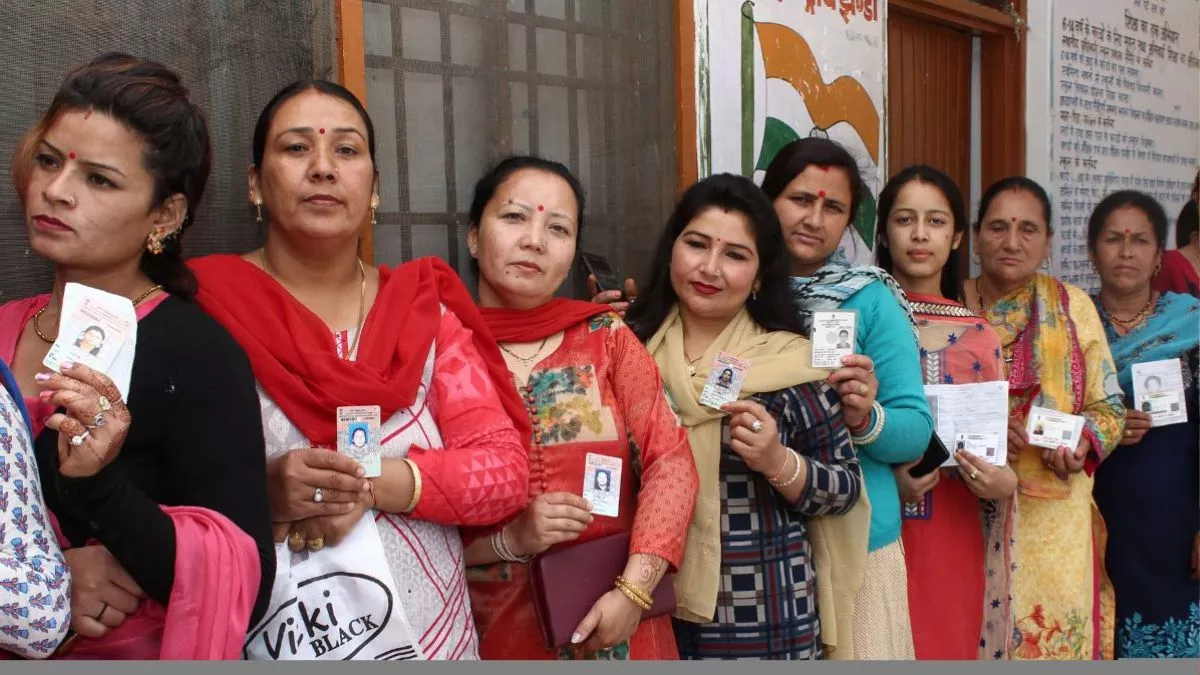 शिमला में अनोखी पहल... 16 केंद्रों में सिर्फ महिला कर्मचारी करवाएंगी मतदान, मुख्‍य सचिव ने जारी किए ये आदेश