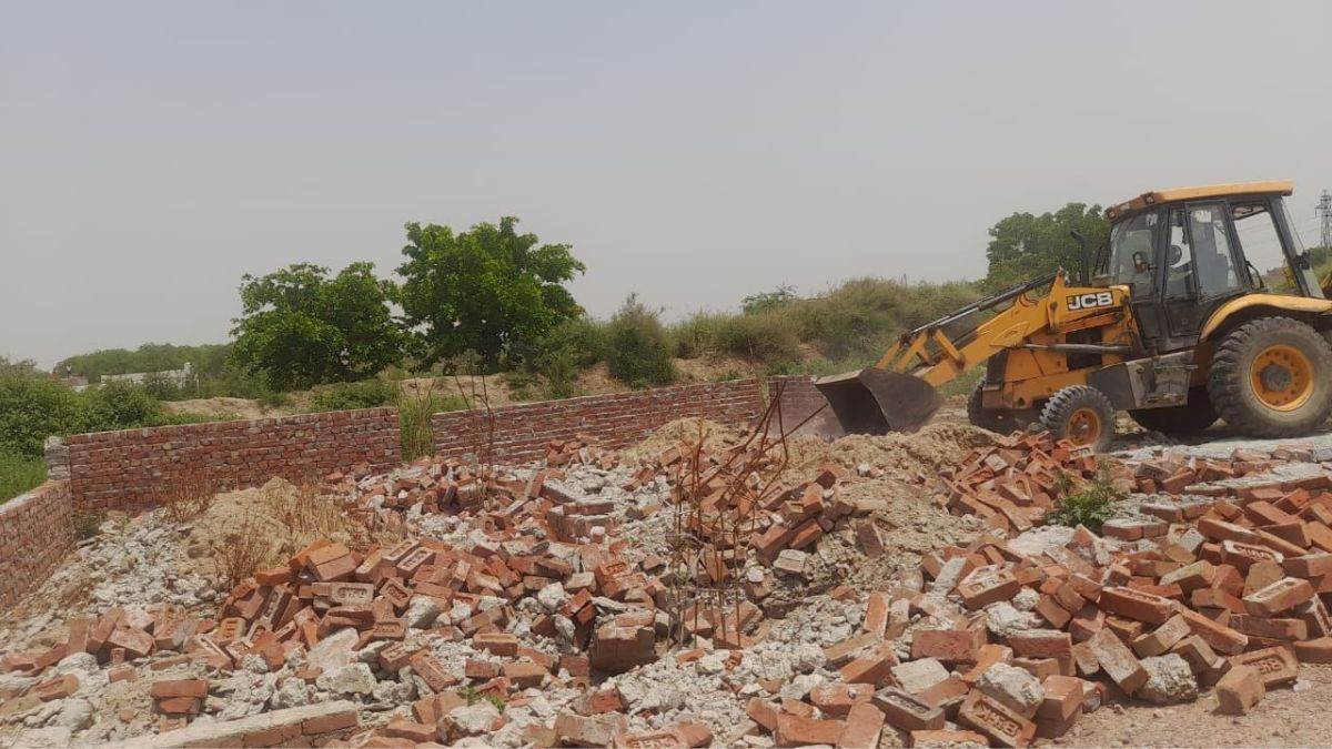 ncr bulldozer action faridabad illegal colony demolition effect clu applications rise