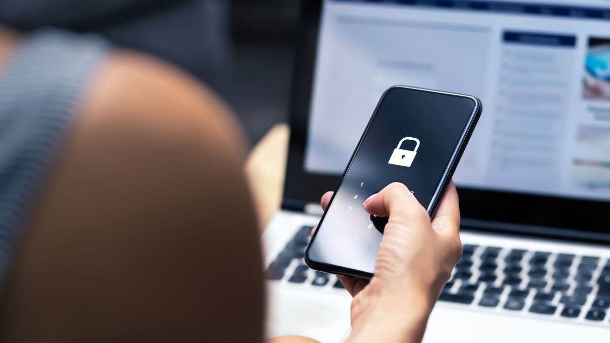 chhattisgarh mahadev betting app is linked to ballia police is looking for three fraudsters