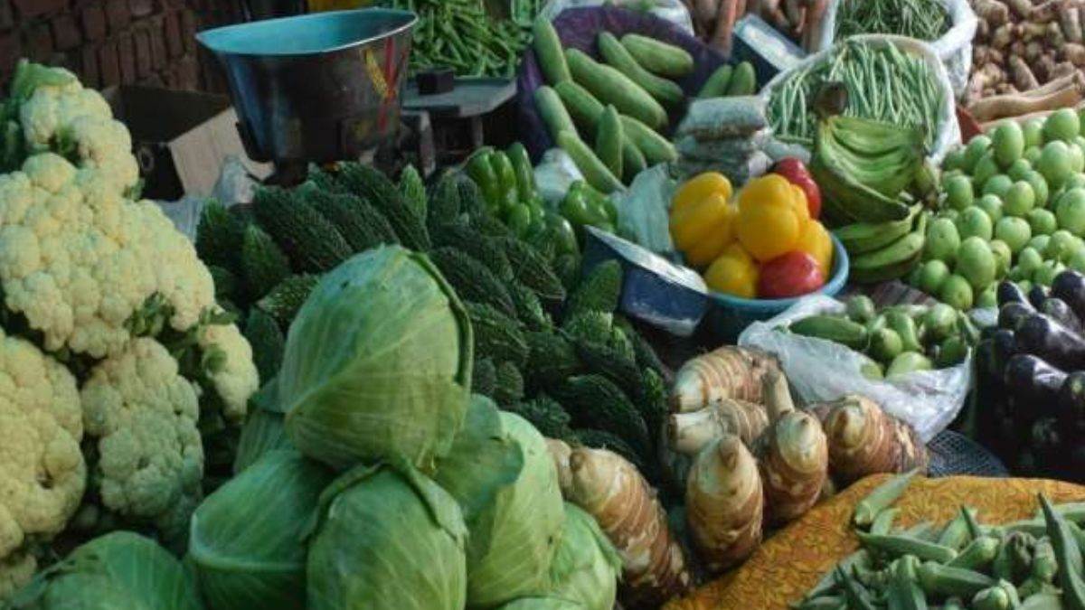Food Itmes Rate हरी सब्जी हुई सस्ती फलों के दाम में बढ़ोतरी; रांची में