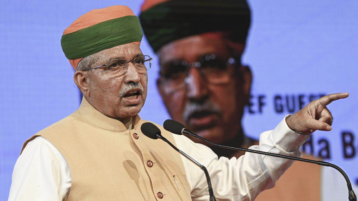 https://www.jagranimages.com/images/newimg/16062024/16_06_2024-arjun_ram_meghwal_23740557.jpg