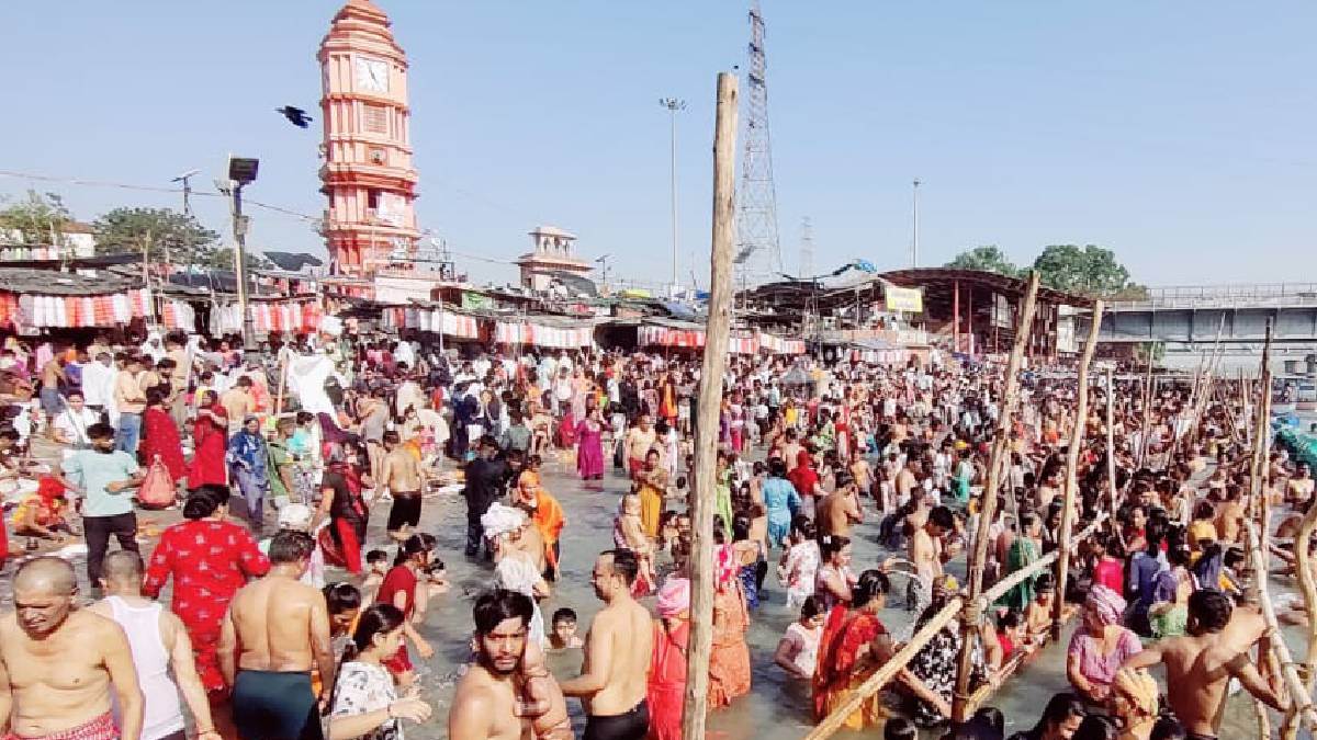 https://www.jagranimages.com/images/newimg/16062024/16_06_2024-ganga_23740020.jpg