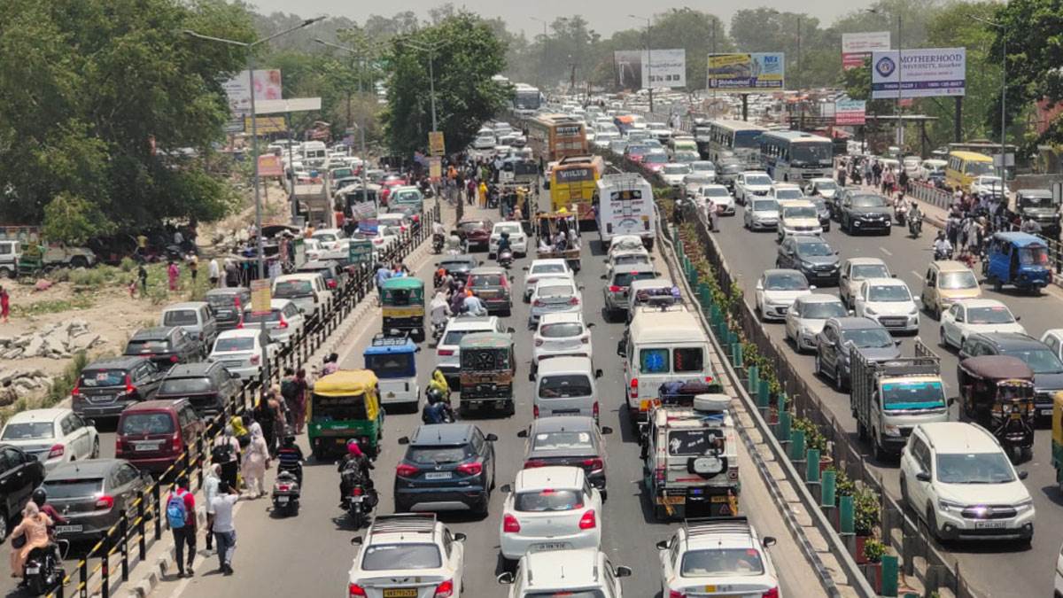 https://www.jagranimages.com/images/newimg/16062024/16_06_2024-haridwar-jam_23740145.jpg