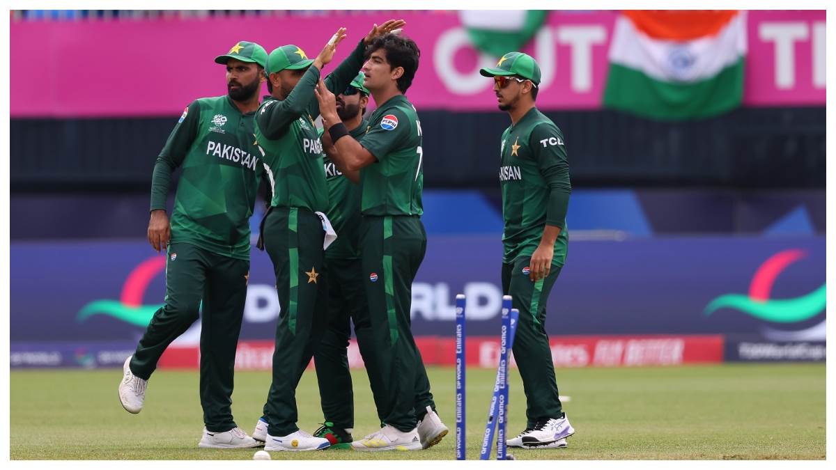 https://www.jagranimages.com/images/newimg/16062024/16_06_2024-pak_vs_ire_playing_11_23739720.jpg