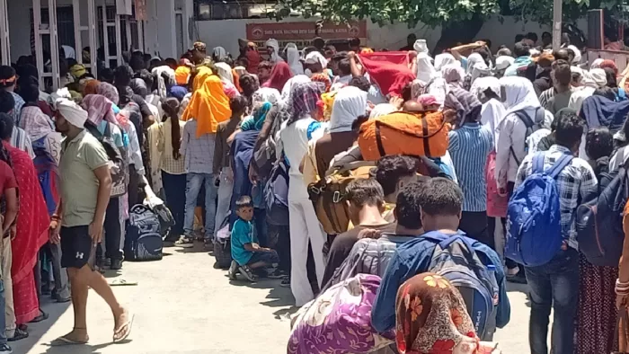 वैष्णो देवी के दरबार में भक्तों की उमड़ी भारी भीड़
