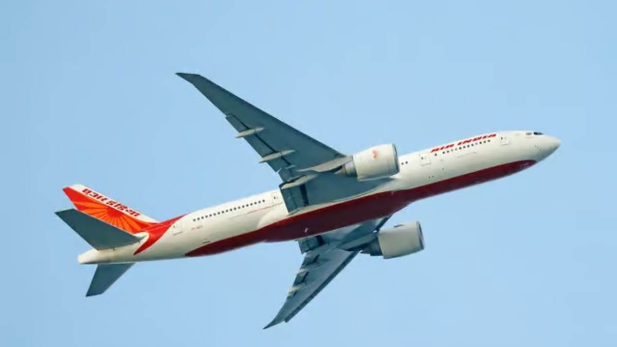 https://www.jagranimages.com/images/newimg/16062025/16_06_2025-air_india_4_23965228.jpg