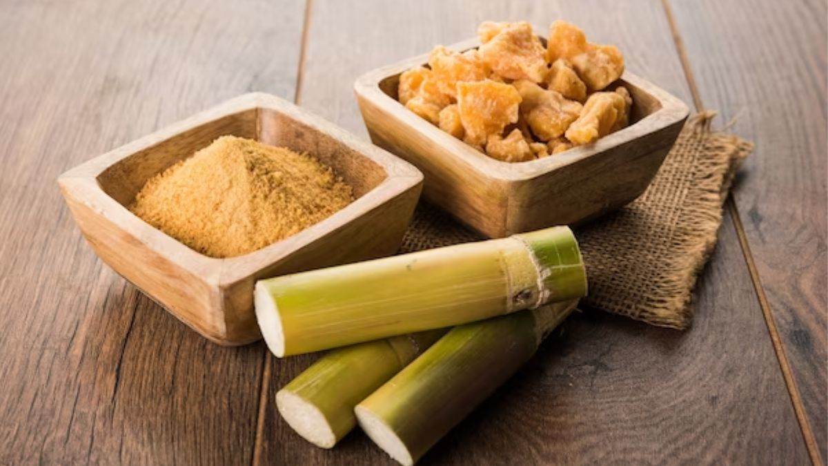 https://www.jagranimages.com/images/newimg/16062025/16_06_2025-jaggery_and_ghee_benefits_23965403.jpg