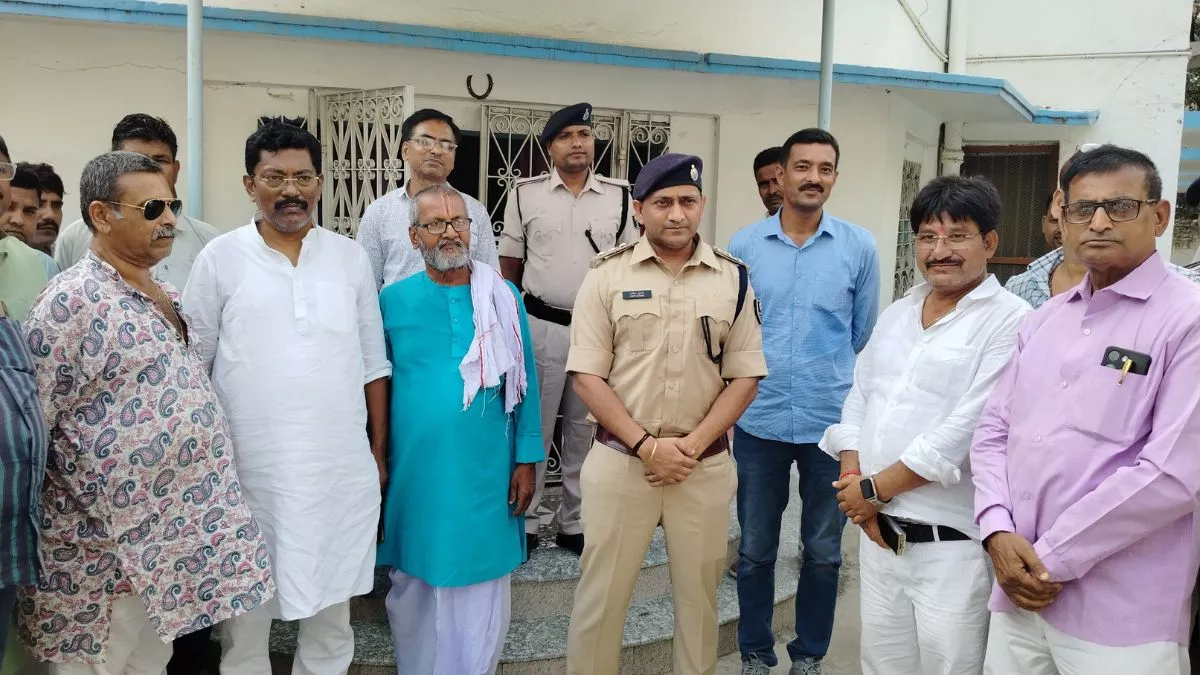 32 घंटे बाद BJP सांसद का लापता बेटा सकुशल बरामद, पुलिस को बगीचे में बैठा मिला विभूति यादव