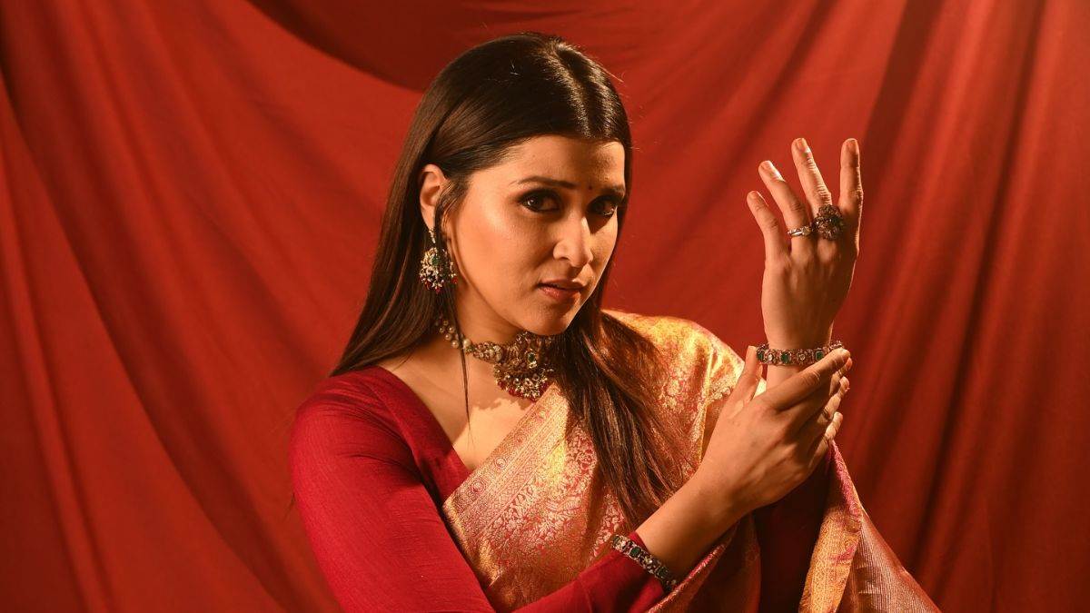 https://www.jagranimages.com/images/newimg/16062025/16_06_2025-mannara_chopra_father__23965726.jpg