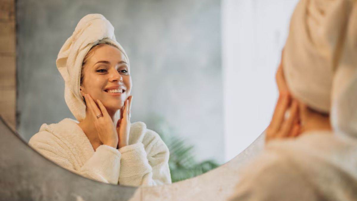 https://www.jagranimages.com/images/newimg/16062025/16_06_2025-skin_care_23965581.jpg