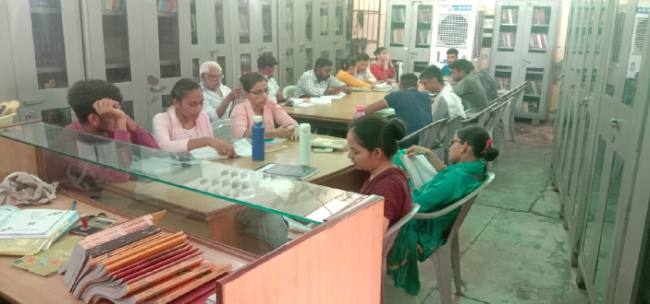 जिला पुस्तकालय की मांग लगातार सौंप रहे ज्ञापन नहीं हो रही सुनवाई - The demand of the district library, the memorandum being submitted continuously is not being heard - Haryana Fatehabad Common