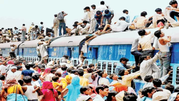 भारत में जनसंख्या में निरंतर बढ़ोतरी के लिए बहुसांस्कृतिक पक्ष एक महत्वपूर्ण पहलू है। फाइल