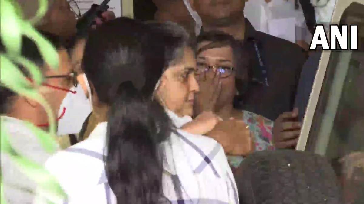https://www.jagranimages.com/images/newimg/16072022/16_07_2022-teesta_setalvad-_22898023.jpg