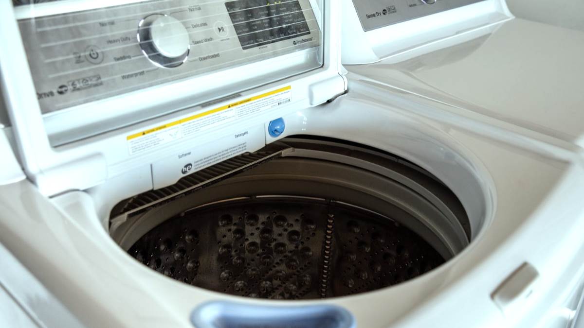 इन 7.5 Kg की Automatic Washing Machines पर टूटी ग्राहकों की भीड़, अब बारिश में भी बिना धूप के सूख जायेंगे कपड़े