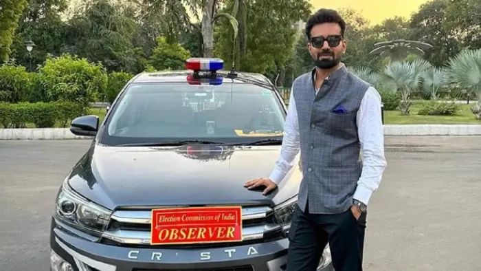पूर्व आइएएस अधिकारी अभिषेक सिंह (फाइल फोटो)