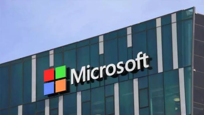 Microsoft तैयार कर रहा एक नया एआई मॉडल, लेकिन लॉन्च को लेकर सता रहा डर