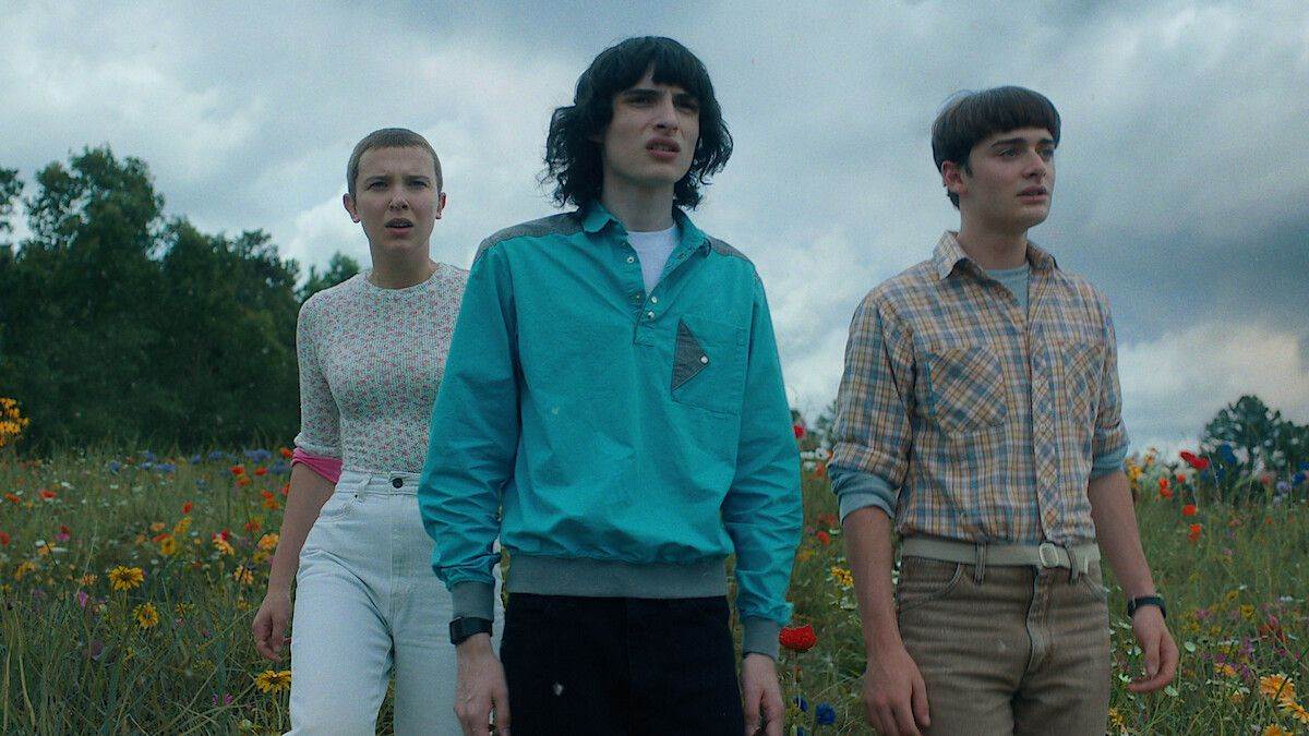 stranger things season 5 netflix shares bts video new actors to join the team