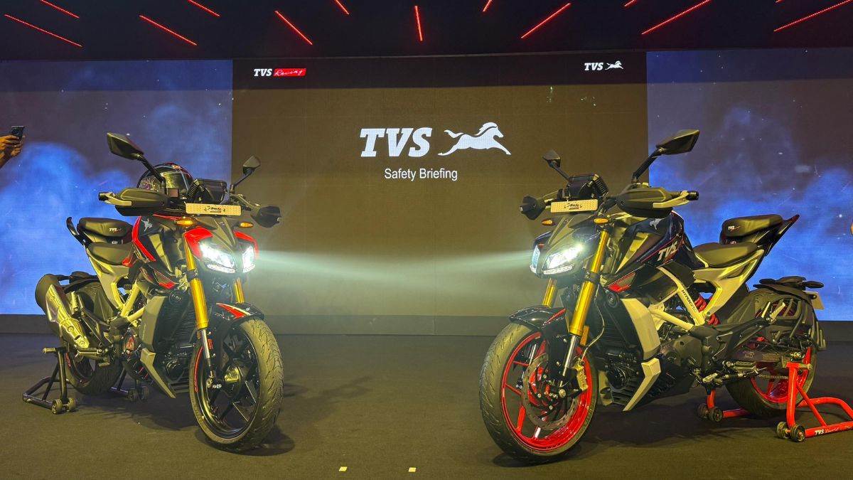 https://www.jagranimages.com/images/newimg/16072025/16_07_2025-2025_tvs_apache_rtr_310_23986246.jpg