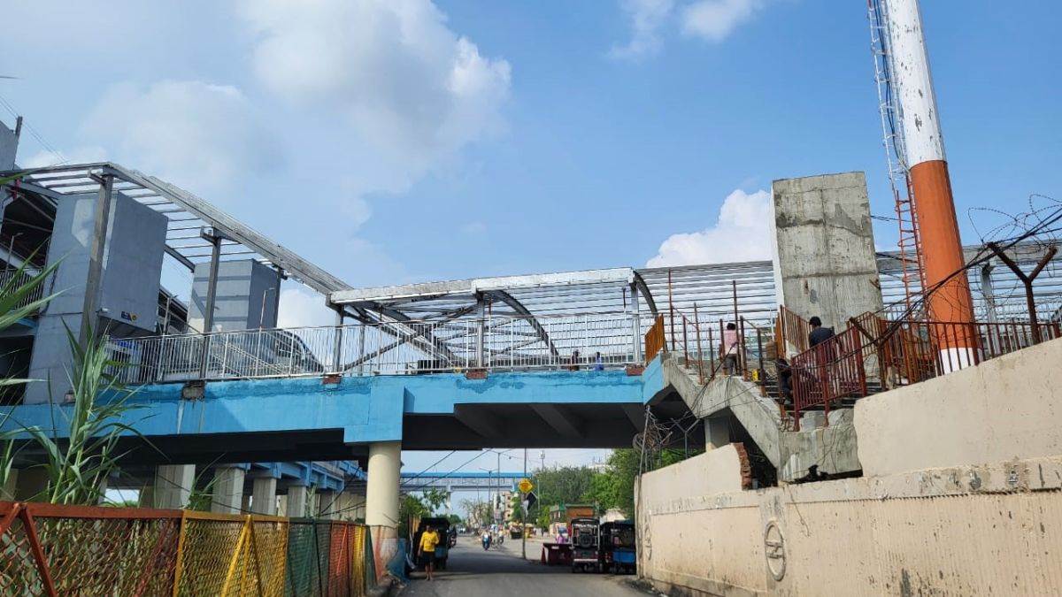 ncr new delhi city namo bharat station footover bridge nears completion