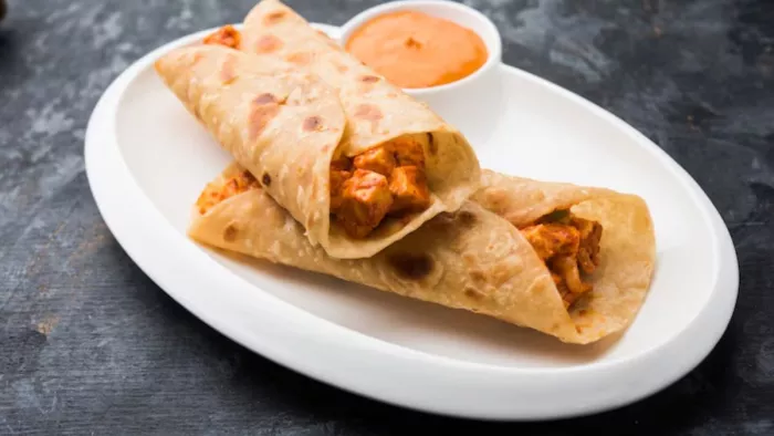 रात में बची रोटियों से बनाएं ये हेल्दी नाश्ता (Picture Credit- Freepik)