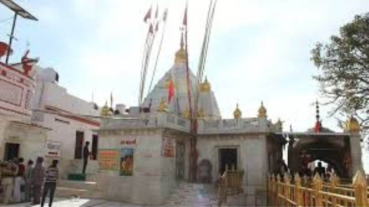 https://www.jagranimages.com/images/newimg/16072025/16_07_2025-shri_naina_devi_temple_23985829.jpg
