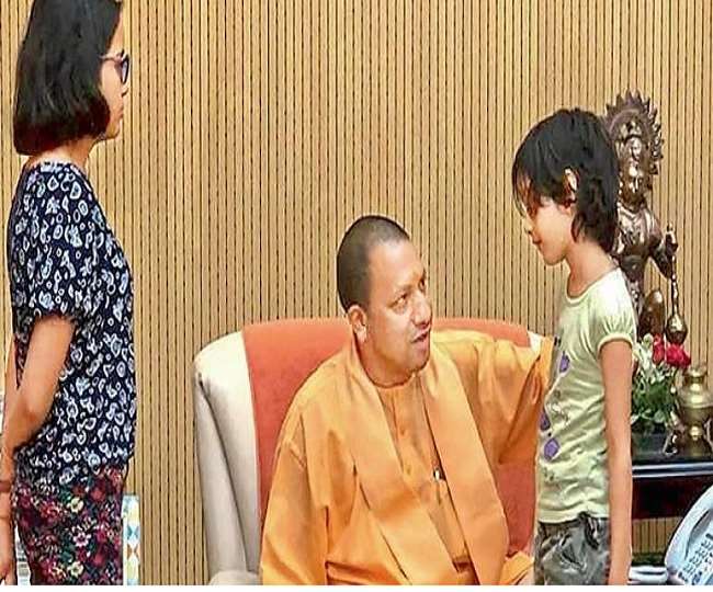 बेसिक (कक्षा छह से आठ) तथा प्राइमरी स्कूल (एक-से पांच) को भी शीघ्र ही खोला जाएगा।