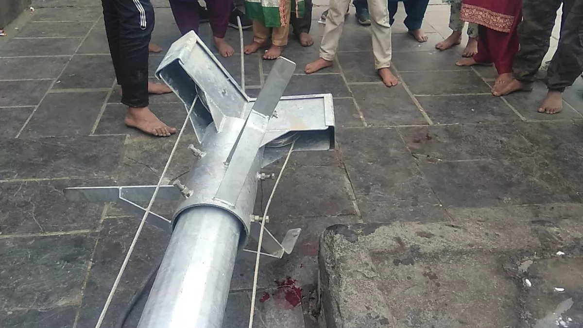 Highmast Light Incident in Bharmaur : चौरासी मंदिर परिसर में श्रद्धालुओं पर हाईमास्ट लाइट गिरी, किशोरी की मौत